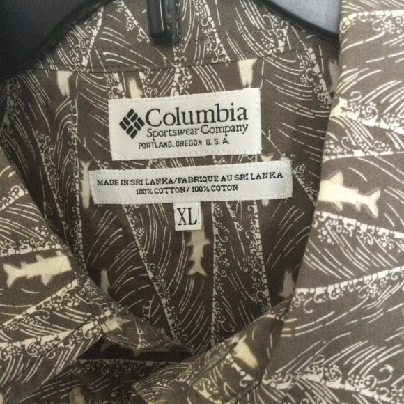 Columbia Size XL Fish Pattern Button Down Shirt - Picture 2 of 3